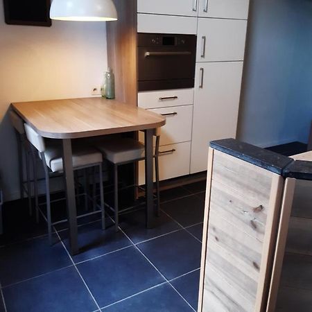 Maison Cosy Au Centre De Nivelles - Videosurveillance Exterieure Экстерьер фото